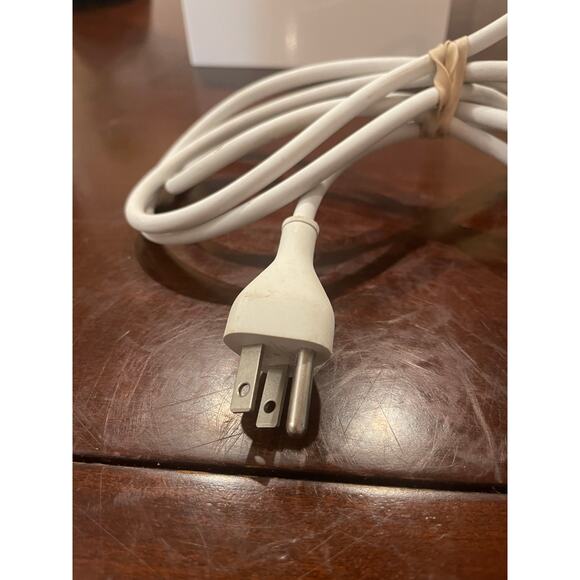 Apple Macbook Charger Volex Power Cord Charging Extender Cable APC7H - Picture 2 of 5